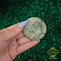 Piedra Jade Pestañas
